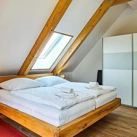 Roebel In Zirtow Country house